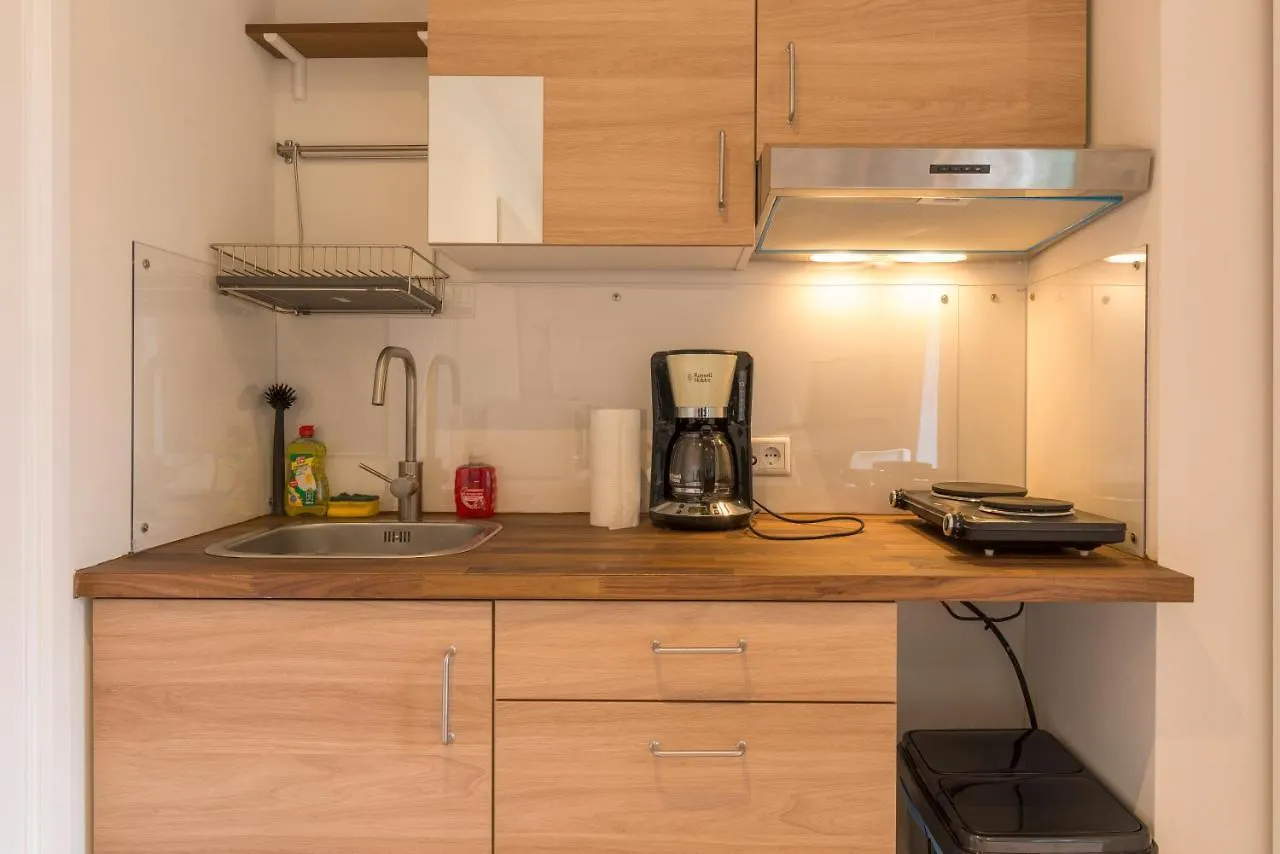 Right Garden Suite In Villa Near Centre And Tue Eindhoven