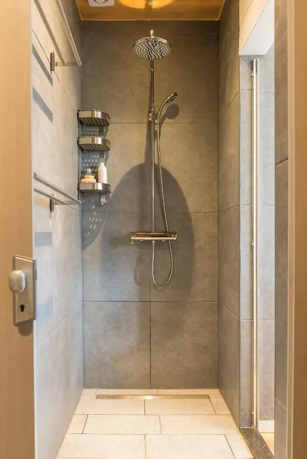 Right Garden Suite In Villa Near Centre And Tue Eindhoven