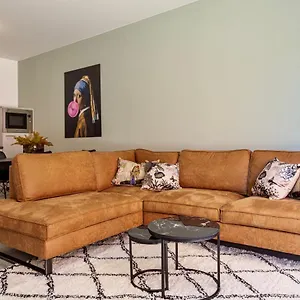 Hertog 2b Modern And Perfectly Located Apartment